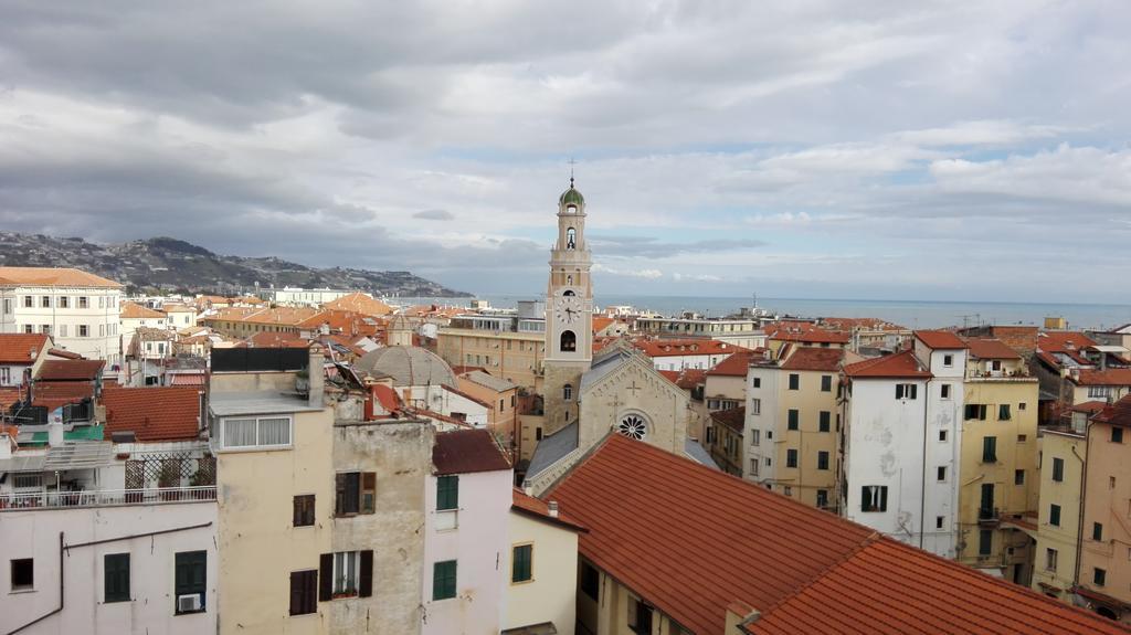 Appartamento Bellavista Con Parking Privato, A Un Passo Dal Teatro Ariston San Remo Kültér fotó