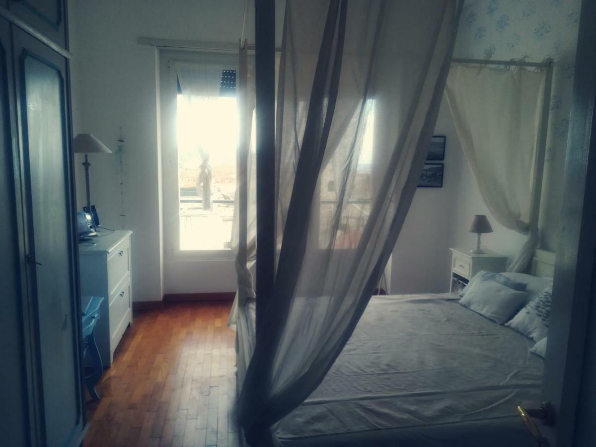 Appartamento Bellavista Con Parking Privato, A Un Passo Dal Teatro Ariston San Remo Kültér fotó